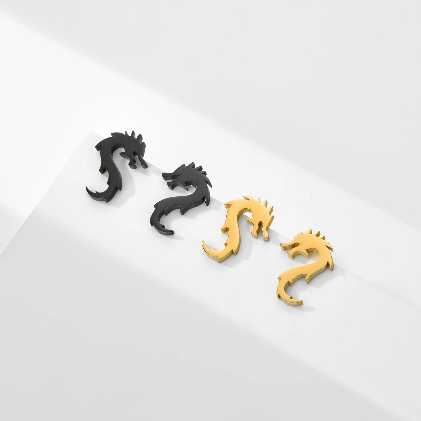 Boucles d'oreille Dragon Minimaliste