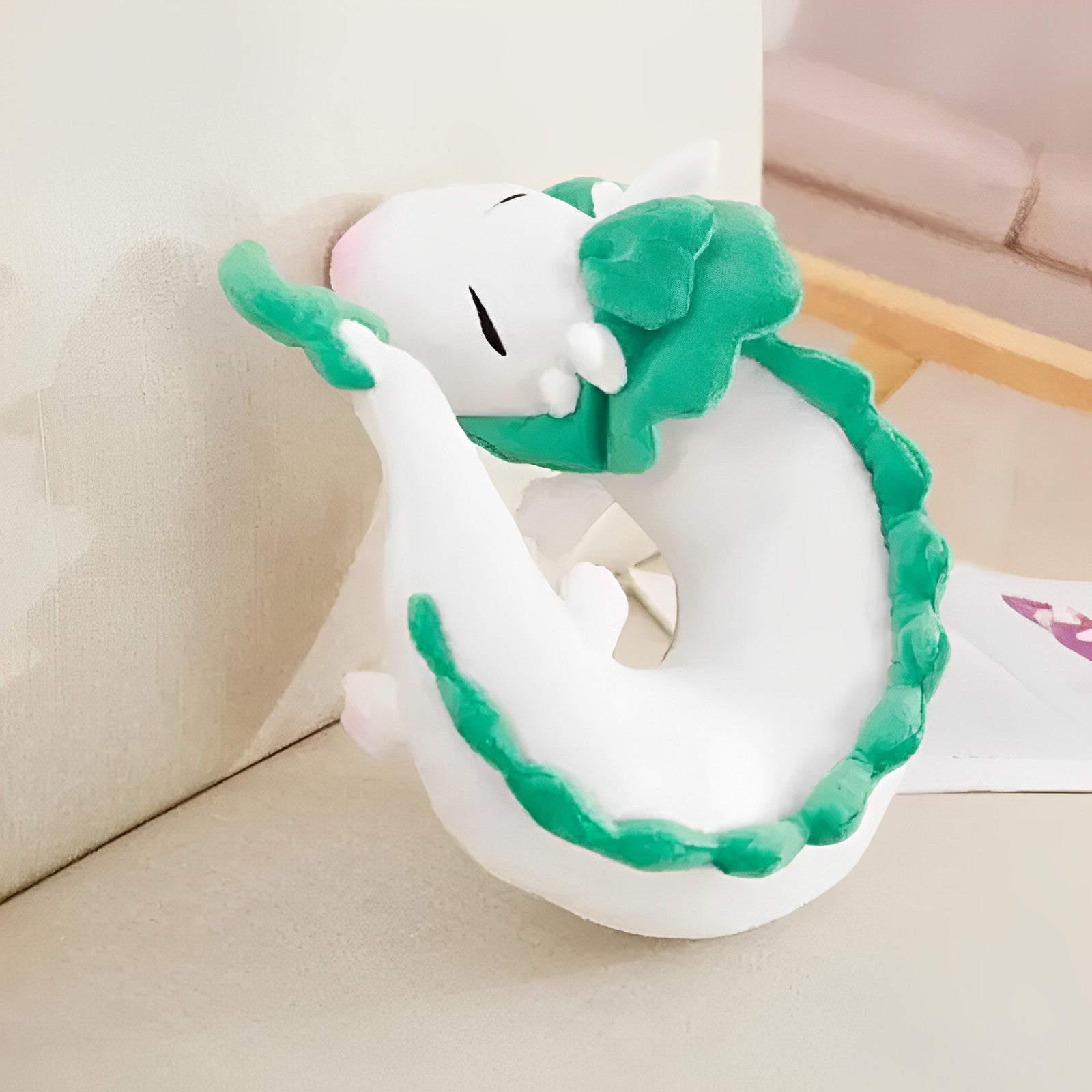 Peluche Dragon Haku | Anime Miyazaki - DragonFinity